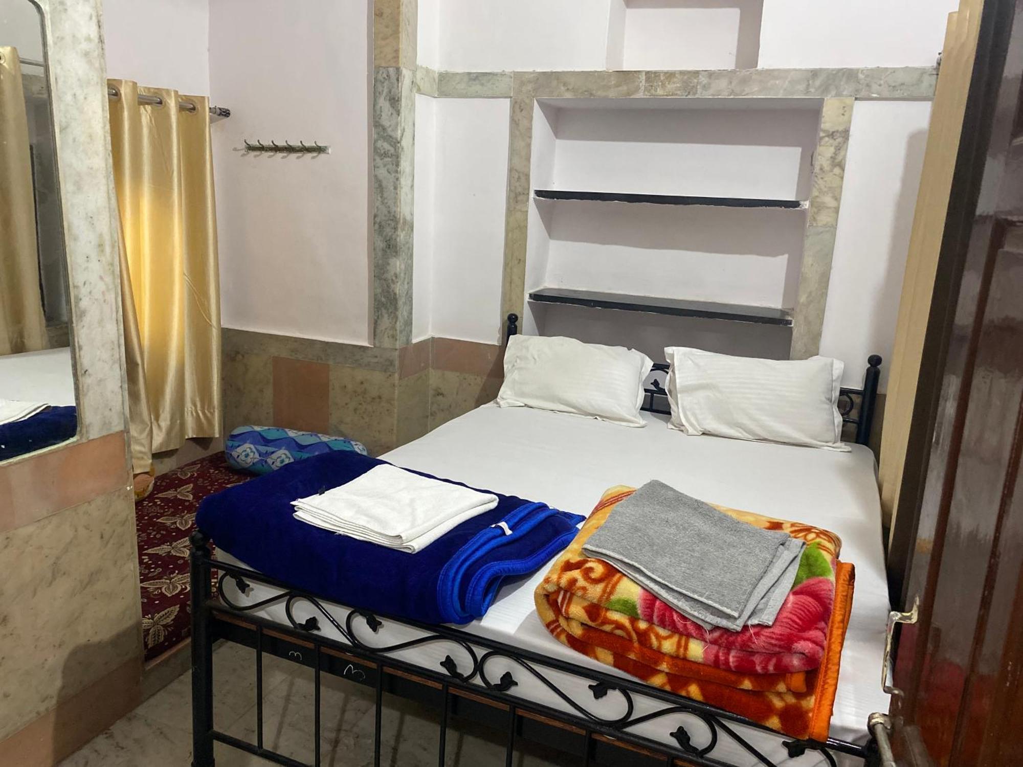 The New Lake Front Bed & Breakfast Udaipur Exterior foto